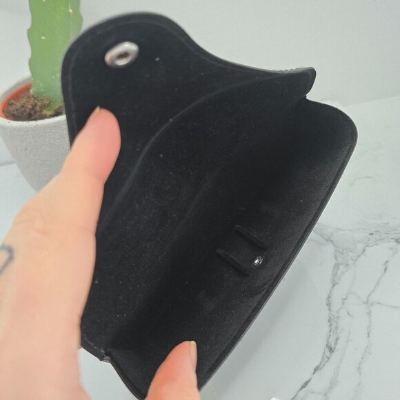 Ray-Ban | black soft leather eyeglass case | unisex - Picture 4 of 6